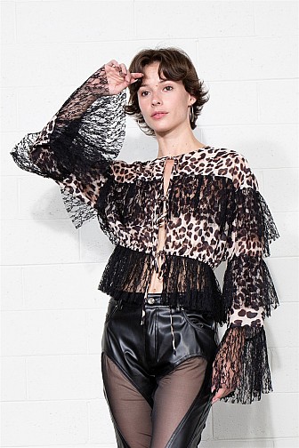 WILD LACE TIERED BELL SLEEVE BLOUSE